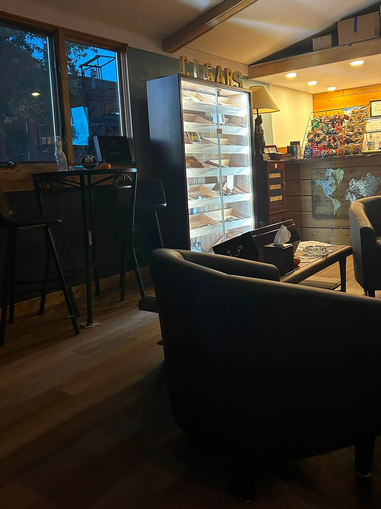Bellevue Cigar Lounge Seating